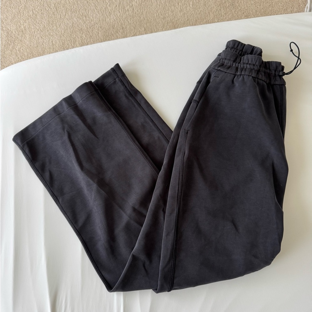 LULULEMON softstreme pants